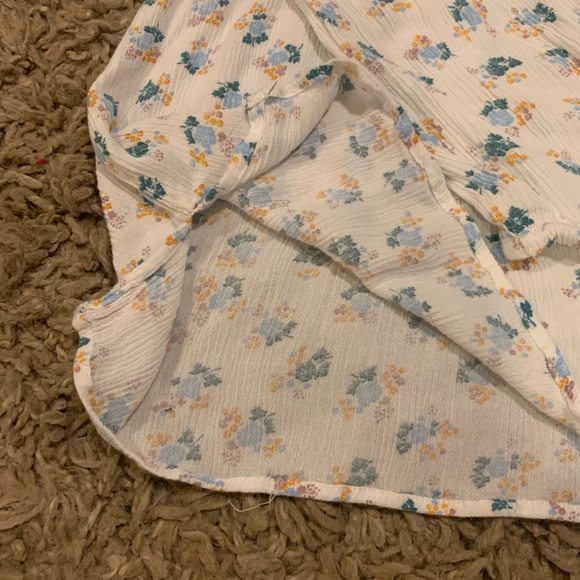 Artisan crafted by Democracy, size XL, long sleeve floral top - Picture 3 of 4